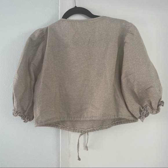 Lisa Says Gah Gold Puff Sleeve Linen Top - Picture 5 of 11